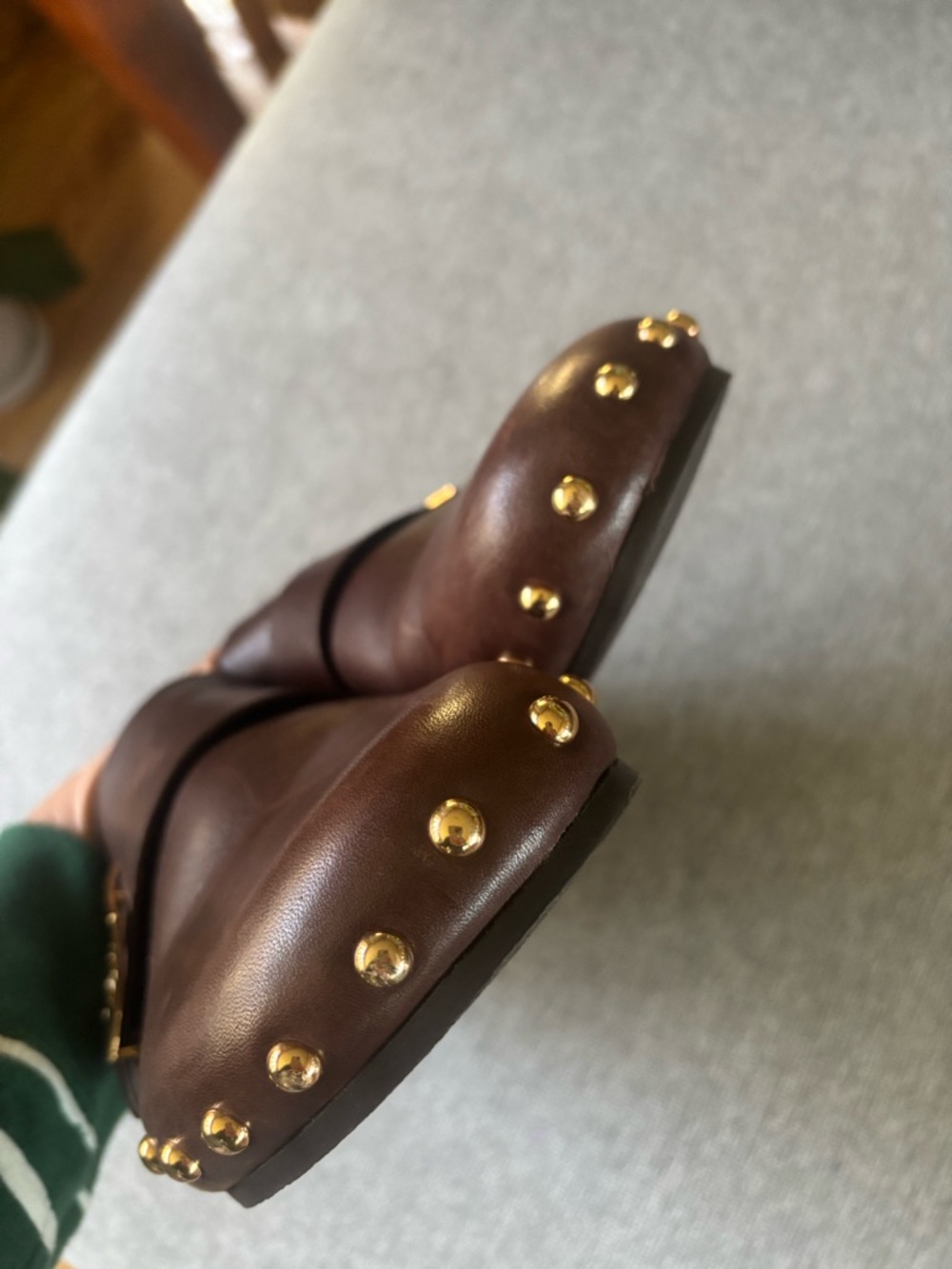 Tory Burch Dark Brown Leather Mule with Gold Logo - Picture 7 of 9